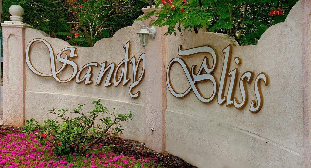 Sandy Bliss Condominiums Saint James Eksteriør billede